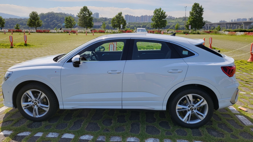 아우디 Q3 스포트백 35 TDI 콰트로 프리미엄/사진=이강준 기자