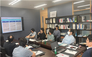딥인스펙션 사내 'ESG 경영 세미나'가 진행 중이다/사진제공=딥인스펙션