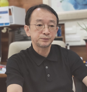 염한웅 POSTECH(포항공대) 물리학과 교수는 국가 R&D가 민간이 하지 못하는 탄소중립·감염병·미세먼지·고령화 등 공공 분야에 집중해야 한다고 설파해왔다. 문재인 정부에선 기초연구 예산을 매년 늘려오면서 관련 연구 기반을 만드는데 중심적 역할을 했다. / 사진=김인한 기자