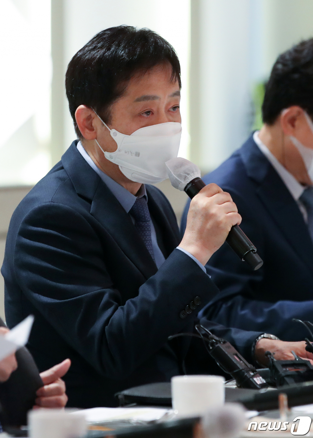 (서울=뉴스1) 이승배 기자 = 김주현 금융위원장이 9일 오전 서울 중구 은행연합회관에서 열린 '금융위원장·은행장 간담회'에 참석해 모두 발언하고 있다. 2022.11.9/뉴스1  Copyright ? 뉴스1. All rights reserved. 무단 전재 및 재배포 금지.