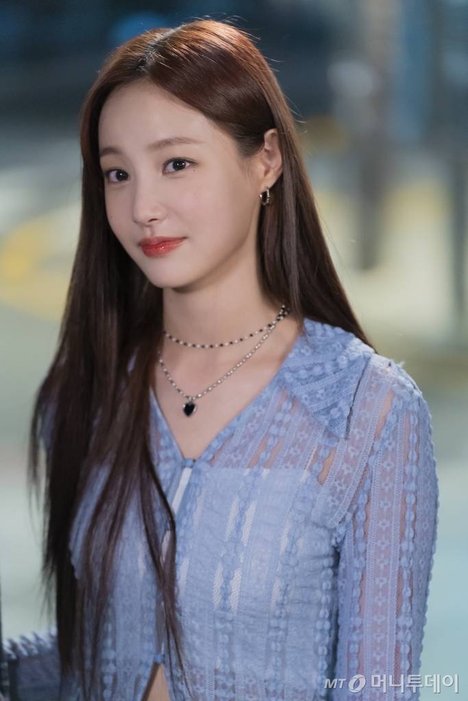 MBC 금토드라마 '금수저'의 배우 연우가 14일 진행된 종영 인터뷰를 위해 포즈를 취하고 있다. /사진제공=MBC 2022.11.14 /사진=이동훈 기자 photoguy@