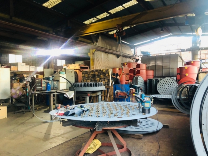 서울 구로구 온수일반산업단지 내 한 공장에서 근로자들이 작업을 하고 있다./사진=이재윤 기자