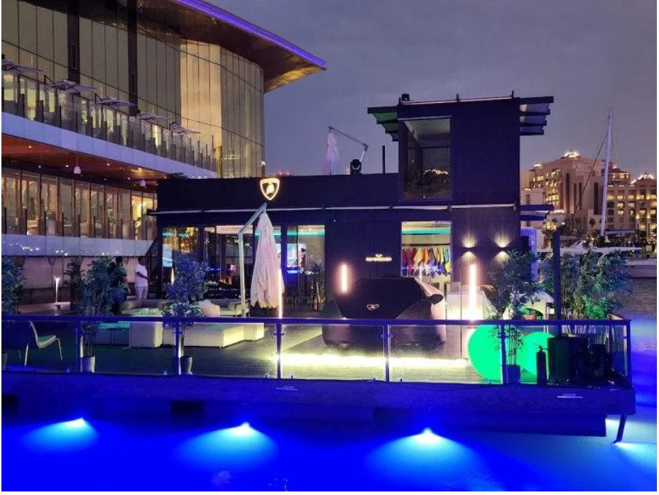 /사진=도하에 있는 람보르기니 팝업 라운지