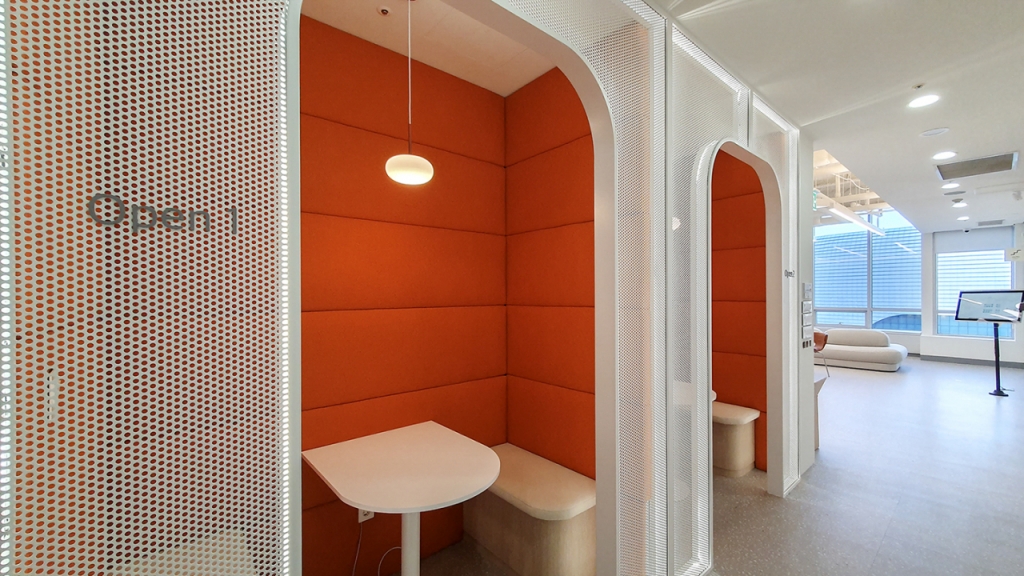 KT넥스알 회의실. /사진=KT넥스알