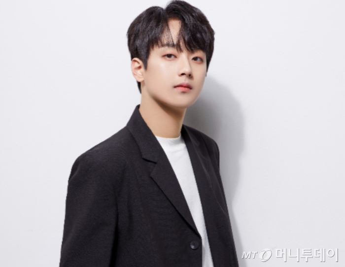 가수 이찬원/사진=스카이이앤엠