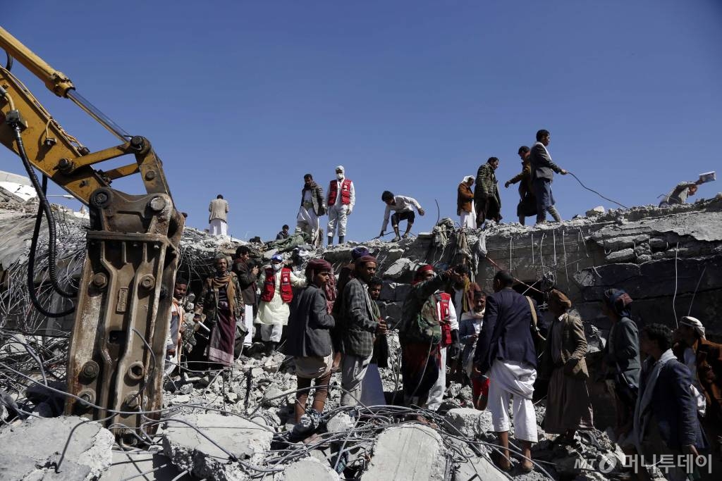 사우디예멘폭격