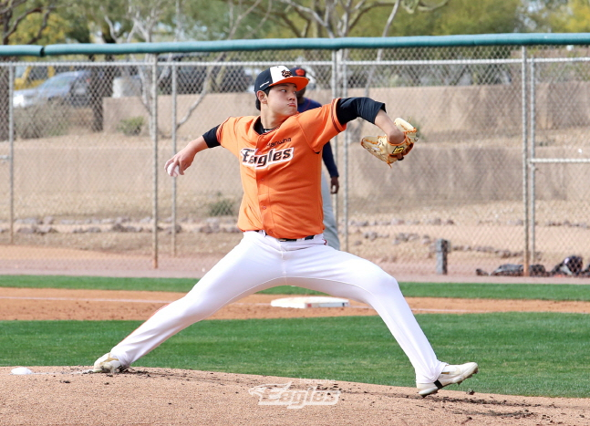 지난달 19일 네덜란드전에서 투구하고 있는 문동주. /사진=한화 이글스