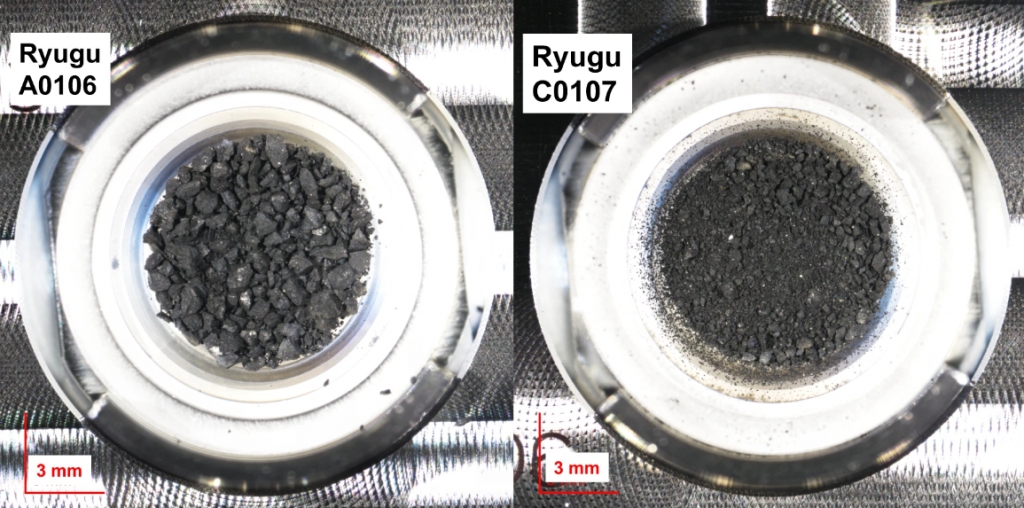 일본항공우주개발기구(JAXA) 우주 탐사선 하야부사 2호로부터 채취한 시료. / 사진=일본항공우주개발기구(JAXA)