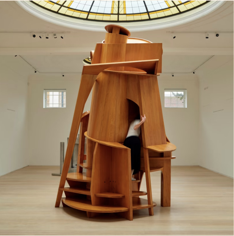 카로의 작품 <어린이 타워 룸(Child's Tower Room)> (1983~1984) / Photograph by Andy Stagg ? Pitzhanger Manor & Gallery