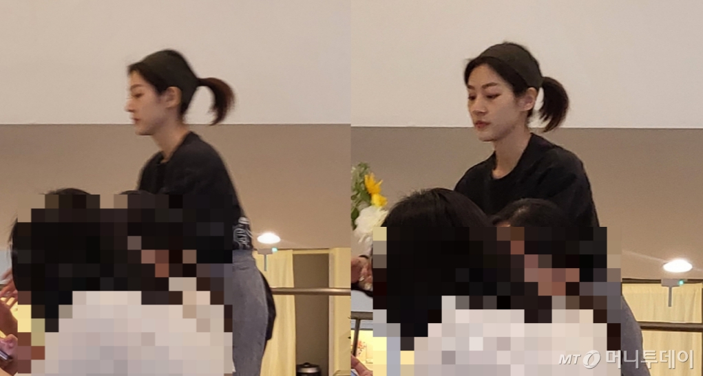 배우 김새론이 6일 서울 강남구의 한 카페에서 아르바이트를 하고 있는 모습. 하루 전인 지난 5일 서울중앙지법 형사4단독 이환기 판사는 도로교통법상 음주운전·사고후미조치 혐의로 불구속 기소된 김새론에게 1심에서 벌금 2000만원을 선고했다./사진=남미래 기자