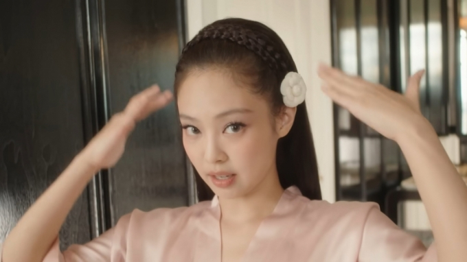 그룹 블랙핑크 제니./사진=패션 매거진 '보그' 유튜브 영상