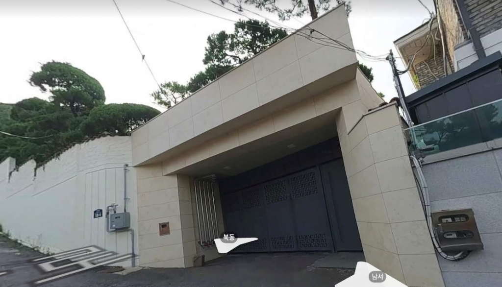 가수 겸 배우 이승기가 매입한 서울 성북동 건물. /사진=카카오맵