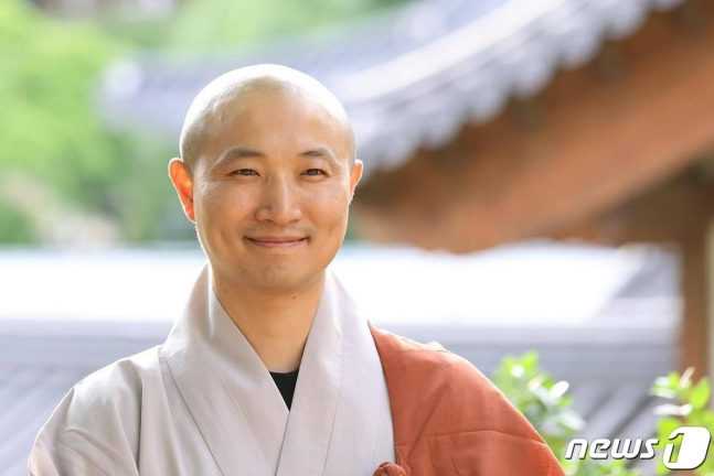 대한불교조계종 봉은사 명상지도법사인 도연스님./사진=뉴스1(SNS 갈무리)