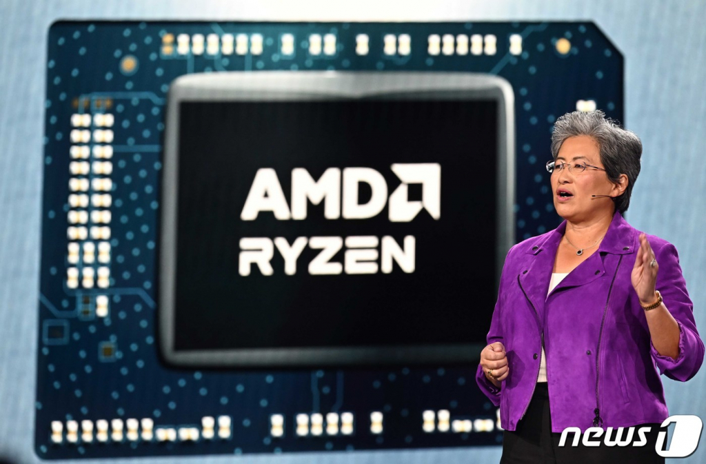 (라스베이거스(미국)=뉴스1) 임세영 기자 = 세계 최대 가전·정보기술(IT) 전시회 CES 2023  개막을 하루 앞둔 4일(현지시간) 미국 네바다주 베네시안 엑스포에서  리사 수 AMD 회장이 개막 기조연설을 하고 있다. 2023.1.5/뉴스1  Copyright ? 뉴스1. All rights reserved. 무단 전재 및 재배포 금지.