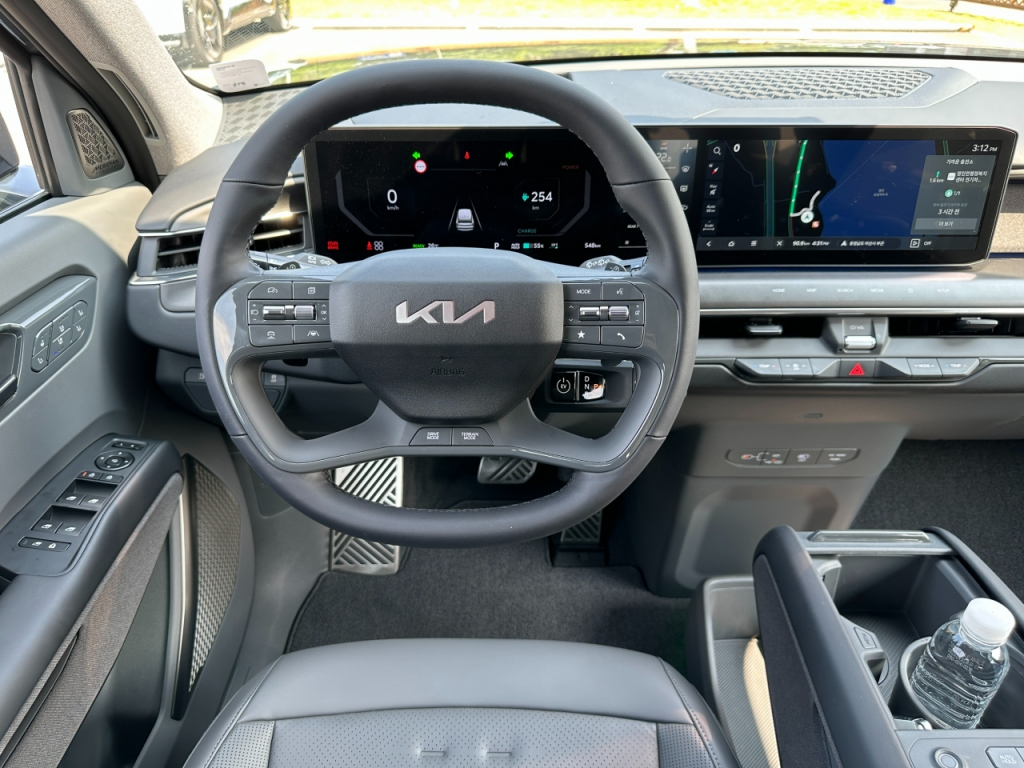 기아 EV9 어스 4WD/사진=이강준 기자