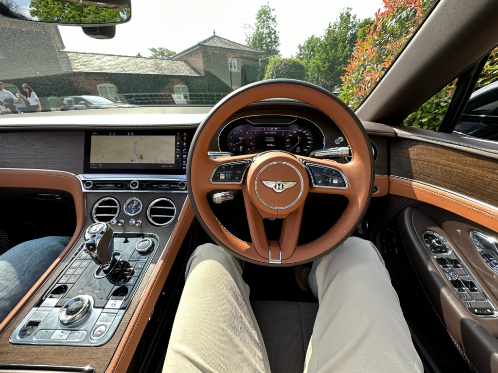 벤틀리 컨티넨탈 GTC S/사진=이강준 기자