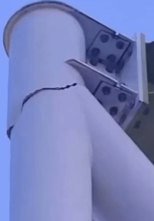 미국의 한 놀이공원에서 운행 중인 롤러코스터가 지지대 균열로 일시 폐쇄됐다. /영상=트위터