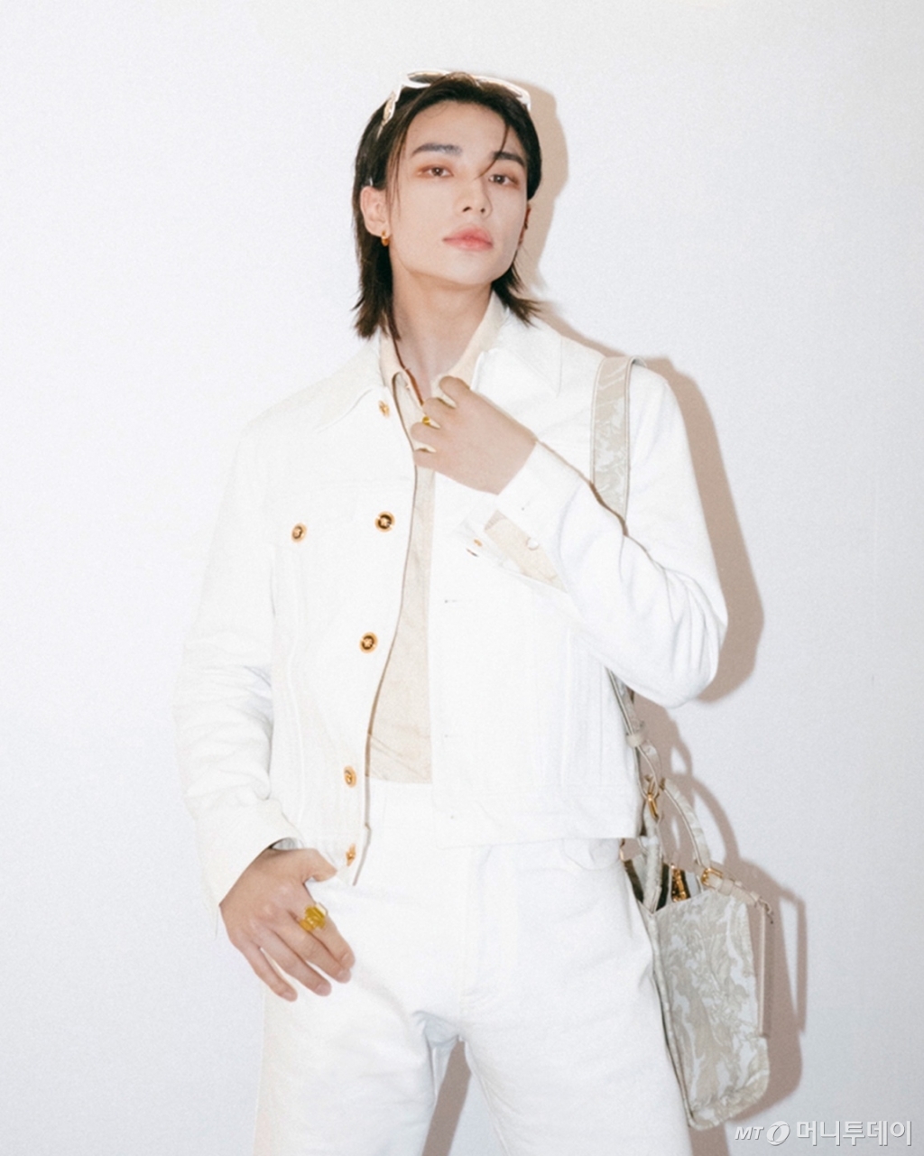 그룹 스트레이 키즈 현진./사진=베르사체(Versace)