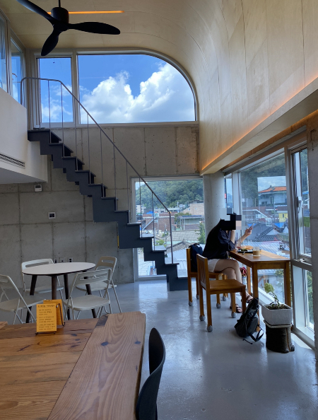 바라타리아 책방의 3층 전경./사진=남형도 기자