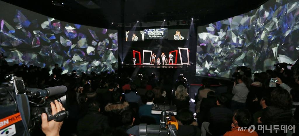 2014년 서울 동대문구 롯데 피트인 9층에 열었던 홀로그램 콘서트 홀 '클라이브'. /사진=이동훈 기자 photoguy@