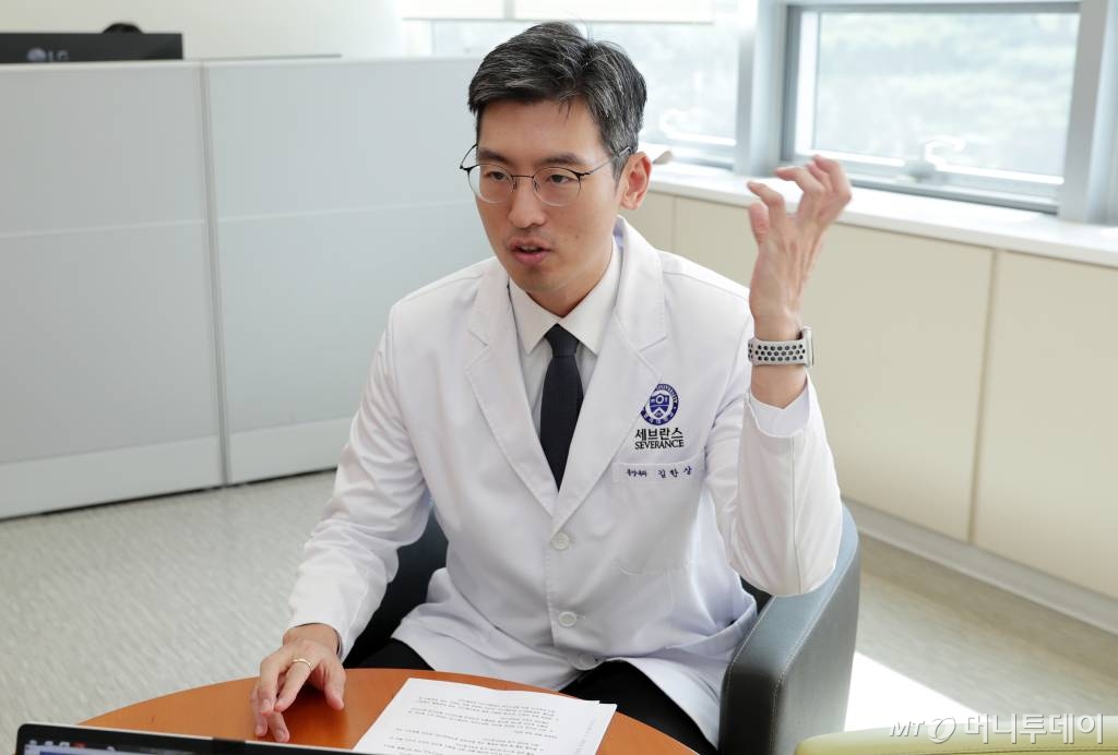 김한상 연세암병원 종양내과 교수 인터뷰 /사진=김휘선 기자 hwijpg@