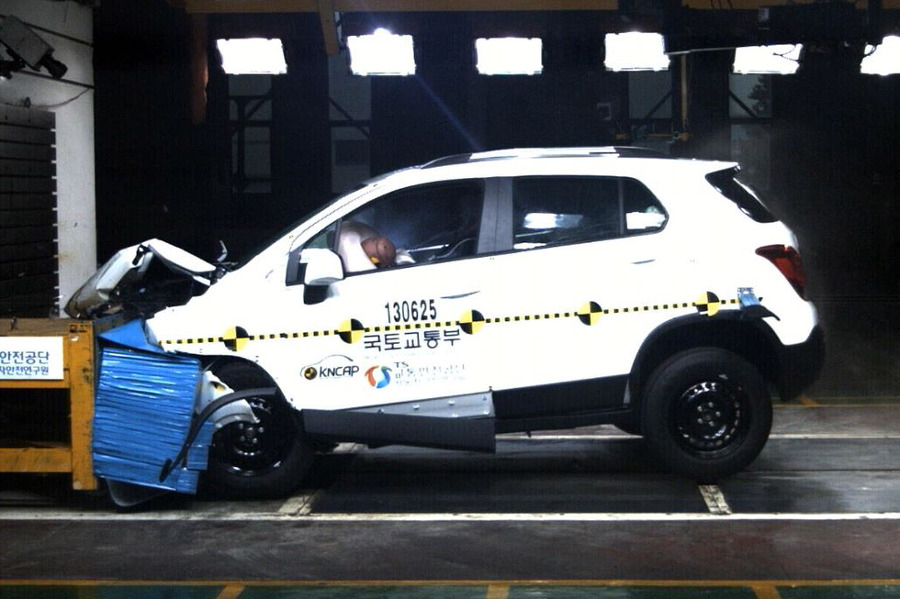  교통사고로 인한 충격은 어혈과 편타성 손상의 원인이 된다. /사진=국토교통부