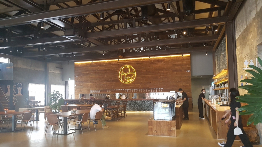 부산 영도 물양장 거리 원지레스토랑/사진= 유동주 기자