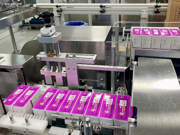 대원제약 진천공장에서 자동화 공정을 통해 감기약이 생산되고 있다. /사진=대원제약