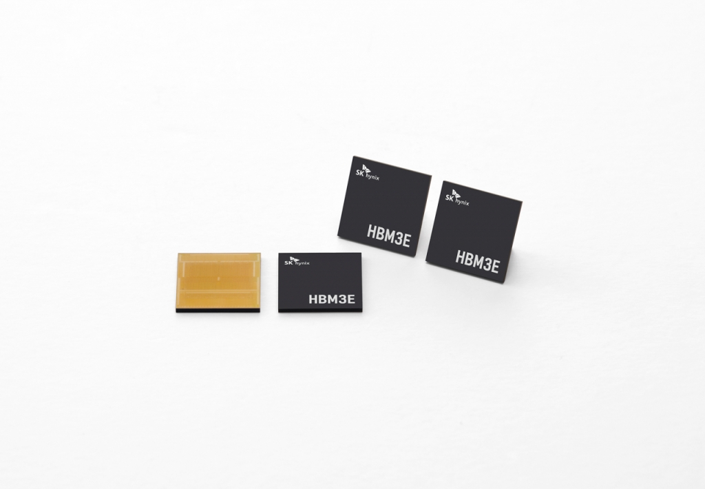 SK하이닉스가 개발한 5세대 고대역폭메모리 HBM3E/사진제공=SK하이닉스