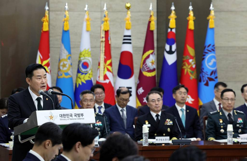 신원식 국방부 장관이 16일 오후 서울 용산구 국방부에서 열린 국회 법제사법위원회의 군사법원에 대한 국정감사에서 인사말을 하고 있다. (공동취재사진) 2023.10.16. /사진=뉴시스