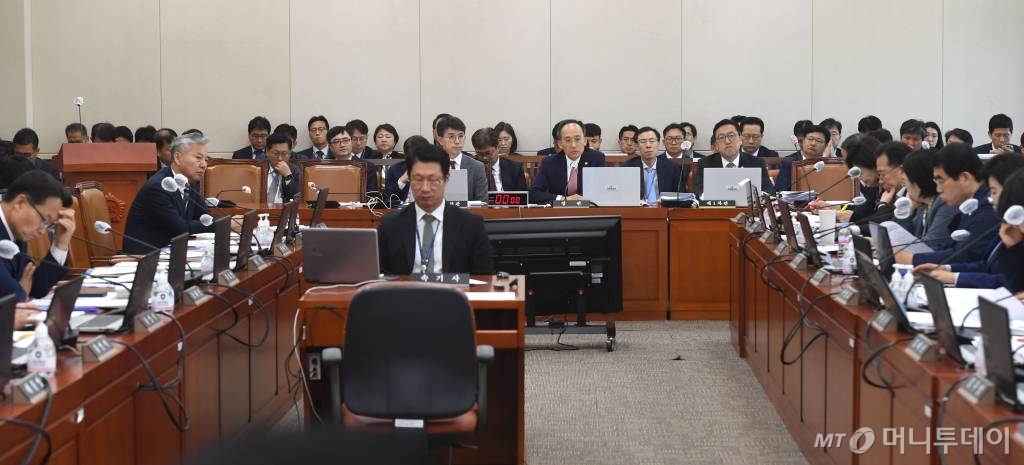 추경호 부총리 겸 기획재정부 장관이 20일 오전 서울 여의도 국회에서 열린 기획재정위원회의 기획재정부에 대한 국정감사에서 의원들 질의에 답하고 있다. /사진=머니S 장동규 기자