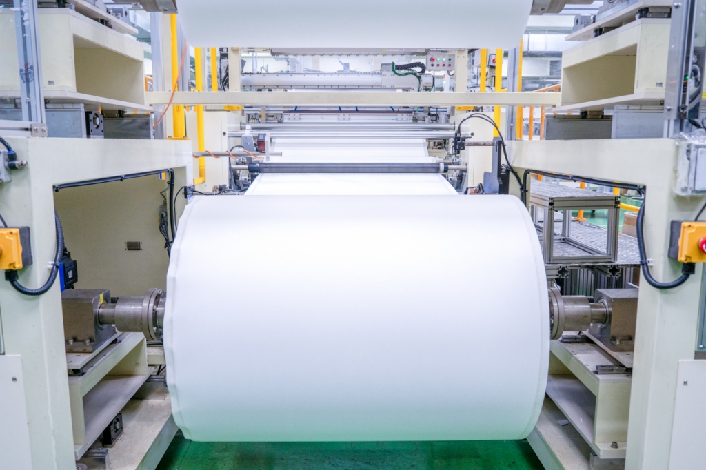 RO멤브레인을 제작하는 모습 /사진=LG화학