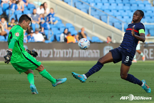 프랑스 공격수 마티스 텔(오른쪽). /AFPBBNews=뉴스1