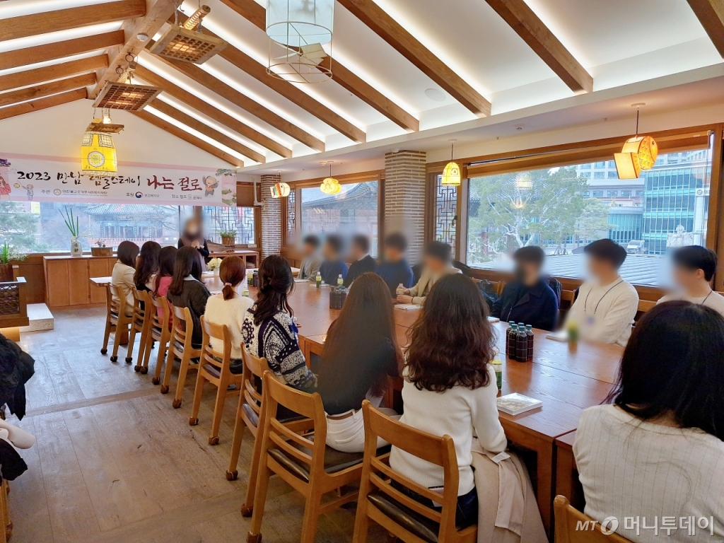 지난 9일 서울 종로구 조계사에서 열린 만남 템플스테이 '나는 절로' /사진=김지은 기자  