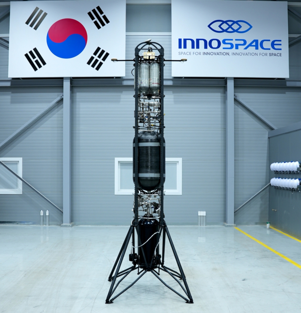 지난달 18일 '수직이착륙'에 성공했던 이노스페이스의 '하이브리드 로켓 엔진 재사용 시연체'. / 사진=김인한 기자 