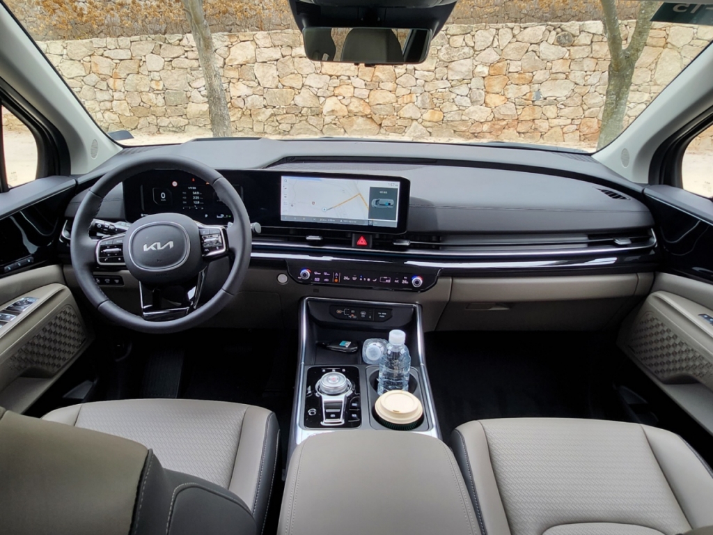 신형 카니발 하이브리드. /사진=정한결 기자.