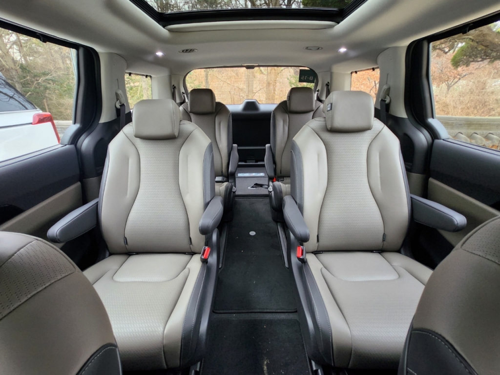 신형 카니발 하이브리드. /사진=정한결 기자.