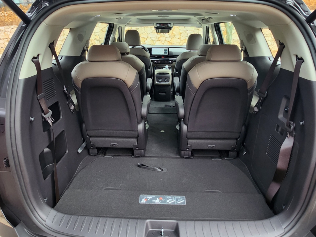 신형 카니발 하이브리드. /사진=정한결 기자.