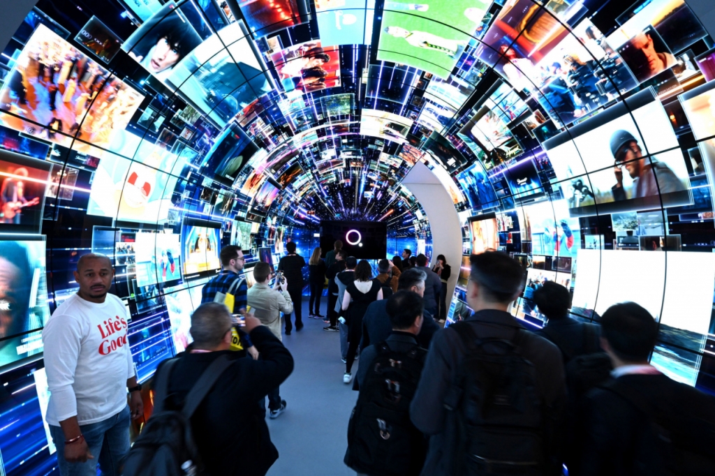 9일(현지 시간) 미국 라스베이거스 컨벤션센터(LVCC) LG전자 전시관에 전시된 웹OS 체험 공간. / 사진 = LG전자 제공