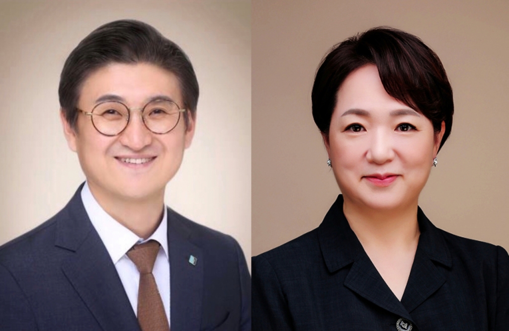 IBK기업은행 신임 부행장으로 승진한 박일규 부행장(사진 좌측)과 오은선 부행장(우측)/사진제공=기업은행