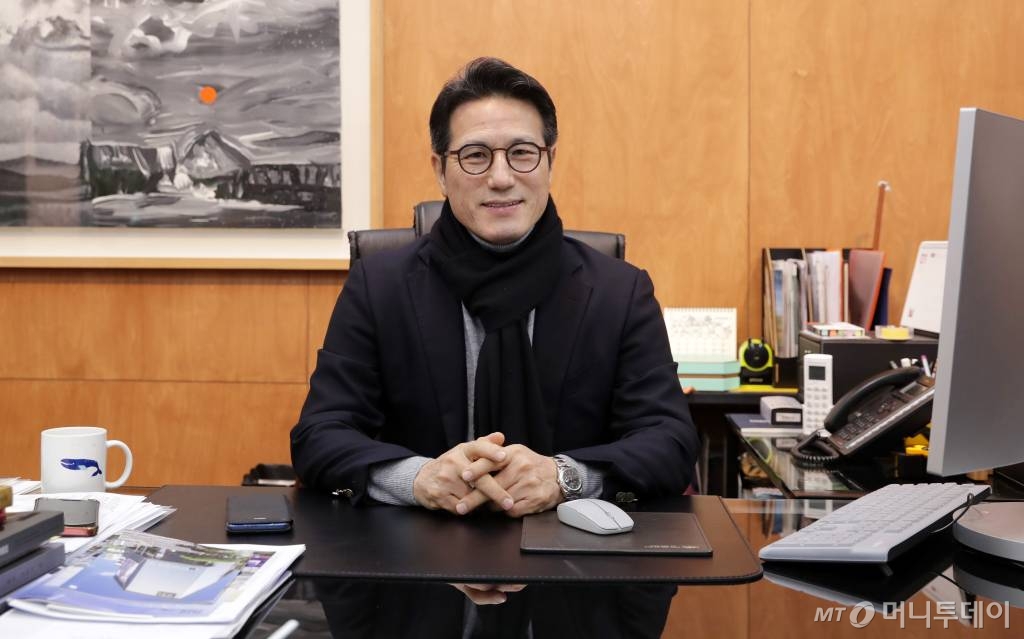 정병국 한국문화예술위원회 위원장 인터뷰 /사진=김휘선 기자 hwijpg@