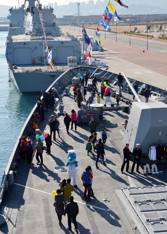 아덴만 여명작전 성공 3주년 기념 행사로 공개된 함정 모습. /사진=뉴스1