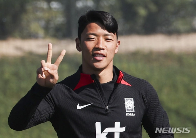 21일 엘 아글라 트레이닝 센터에서 클린스만호 훈련 중 황희찬. /사진제공=뉴시스