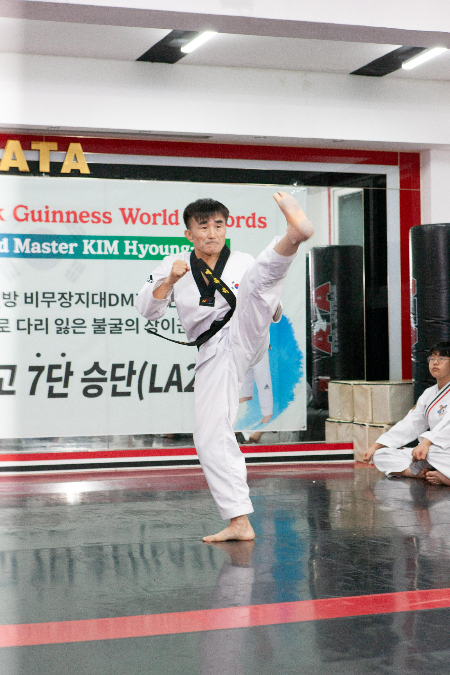 얼마나 많이 포기하고 싶었을지, 또 얼마나 많이 그걸 넘어서 또 도장으로 향했을지. 짐작하기 어려운 시간들./사진=김형배씨 제공