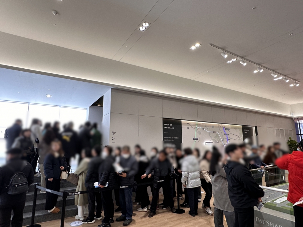 베일 벗은 '서신 더샵 비발디' 사흘 새 2만명 다녀갔다 - 머니투데이