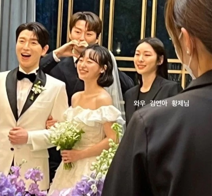 배두훈 강연정 결혼식, 하객이 찍은 사진 /사진=온라인 커뮤니티 