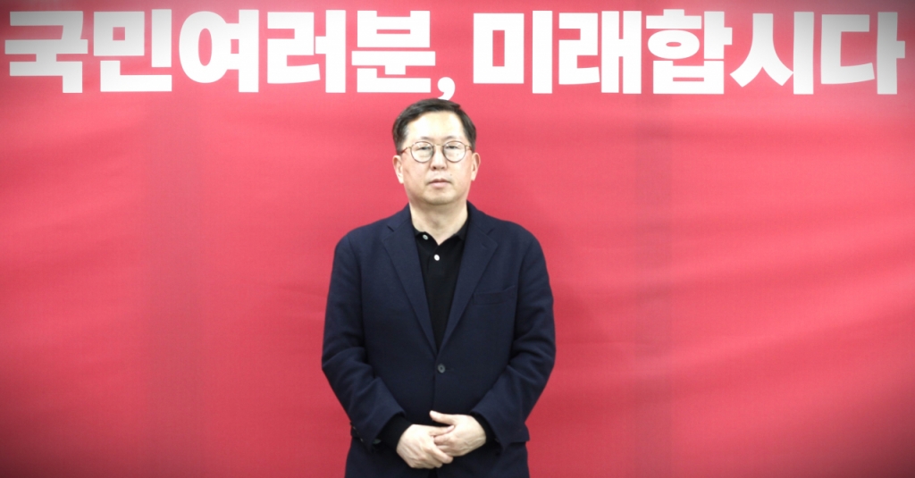 유용원 국민의미래 비례대표 후보(60)는 국회에 입성할 경우 국방안보 분야 발전을 위해 '핵무장 잠재력 확보'와 '인구절벽에 따른 병역제도 개선' 등을 꼽았다. / 사진=김인한 기자