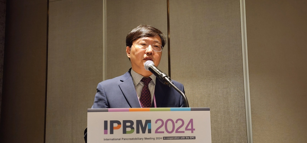 이진 한림대동탄성심병원 소화기내과 교수(전 대한췌장담도학회 이사장)은 지난 5일 서울 광진구 그랜드 워커힐 서울에서 열린 대한췌장담도학회 국제학술대회에서 "우리나라도 5~10년 내 췌장암·담도암이 모든 사망원인 1위 암을 차지할 것"이라고 주장했다./사진=정심교 기자