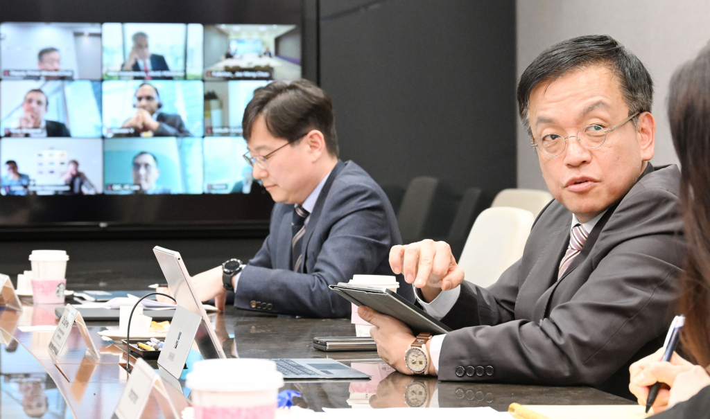 최상목 경제부총리 겸 기획재정부 장관이 지난 4일 오후 서울 중구 한국투자공사(KIC)에서 열린 '밸류업 프로그램 해외투자자 간담회'에서 모두발언을 하고 있다. /사진=뉴스1.