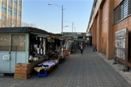 서울 광진구 강변역 일대 노점이 철거되기 전 모습. /사진제공=광진구청